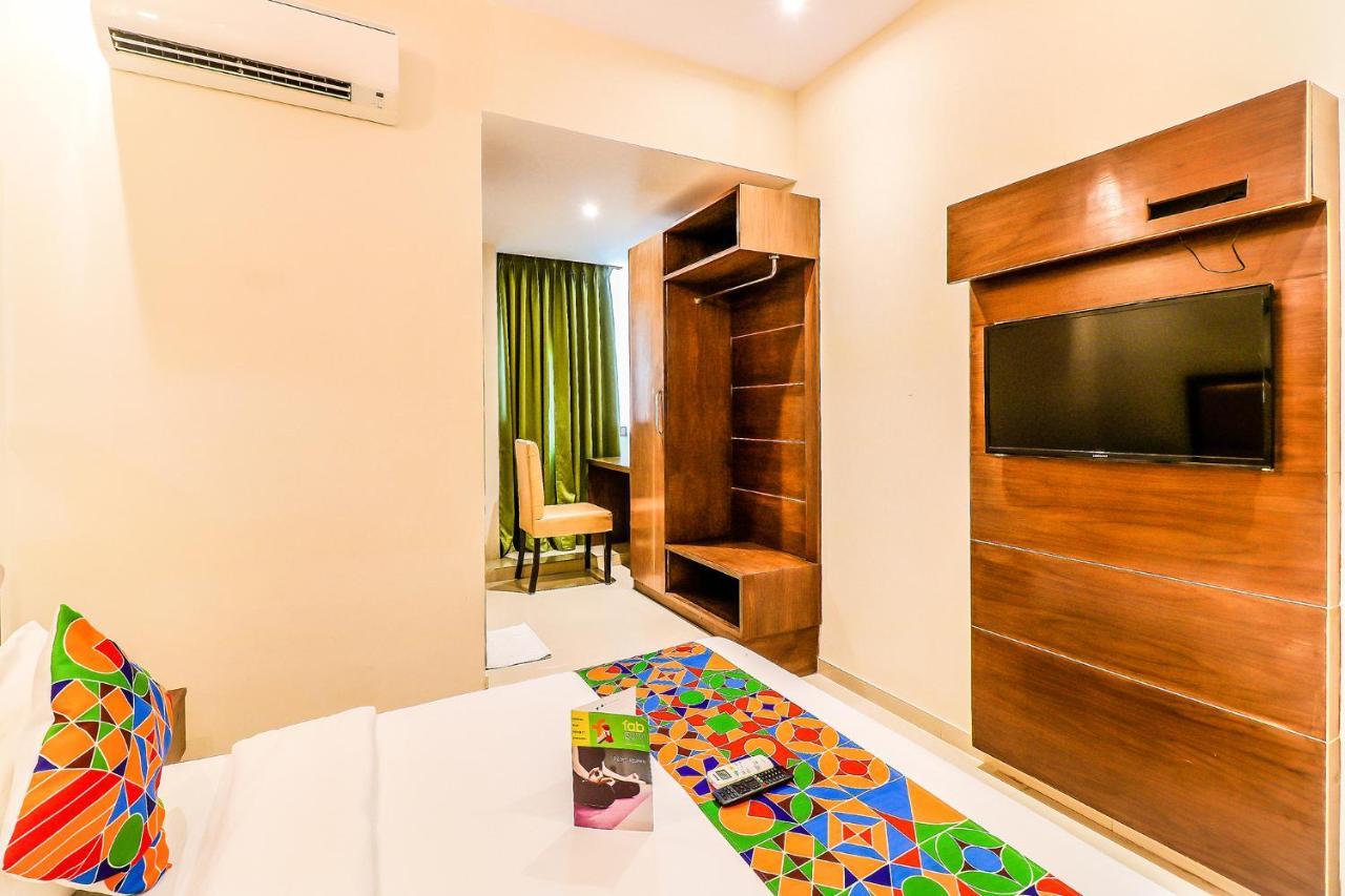 Fabhotel Admiral - Nr Mumbai International Airport Exteriör bild